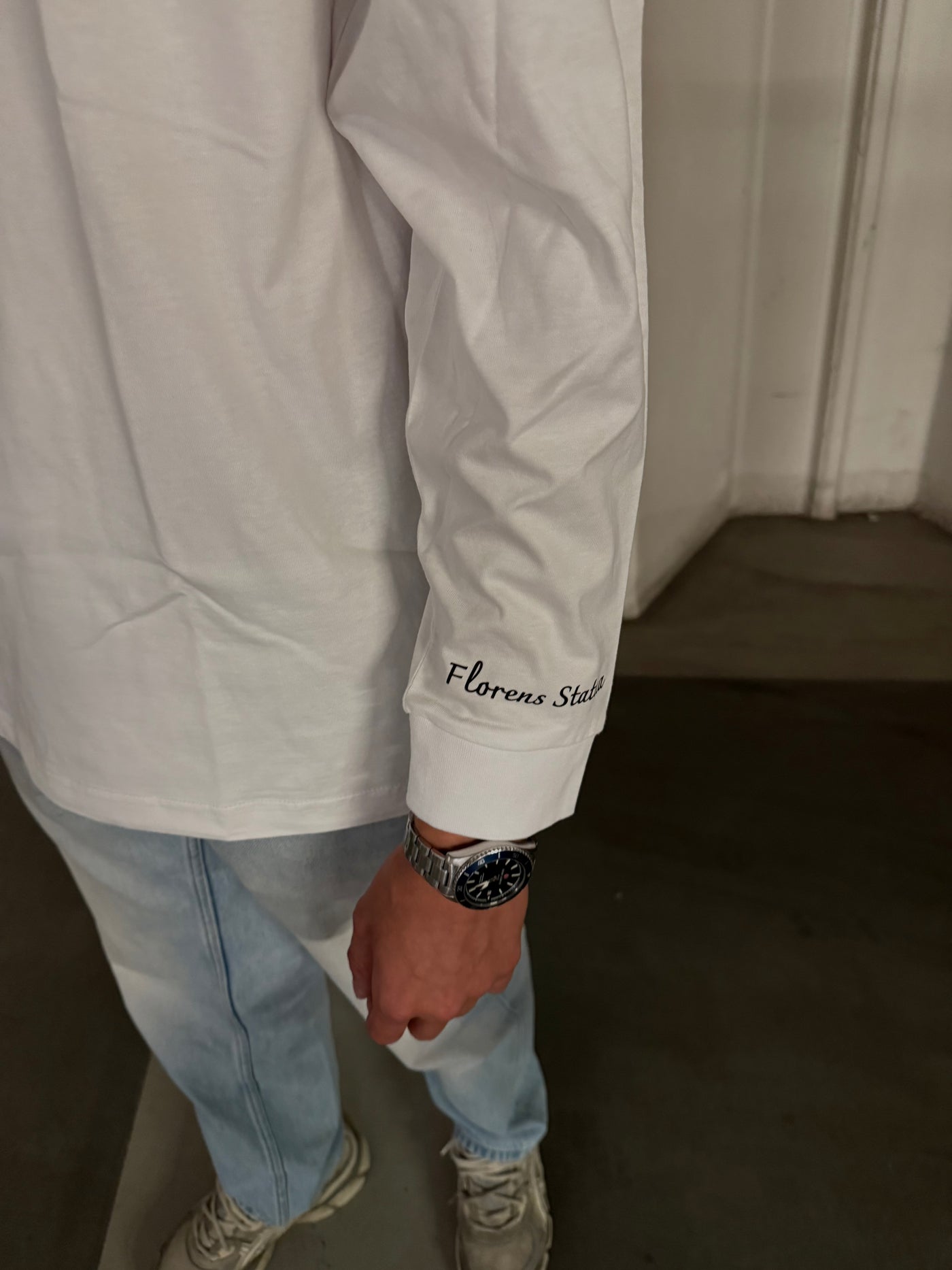 "Florens Statue" longsleeve